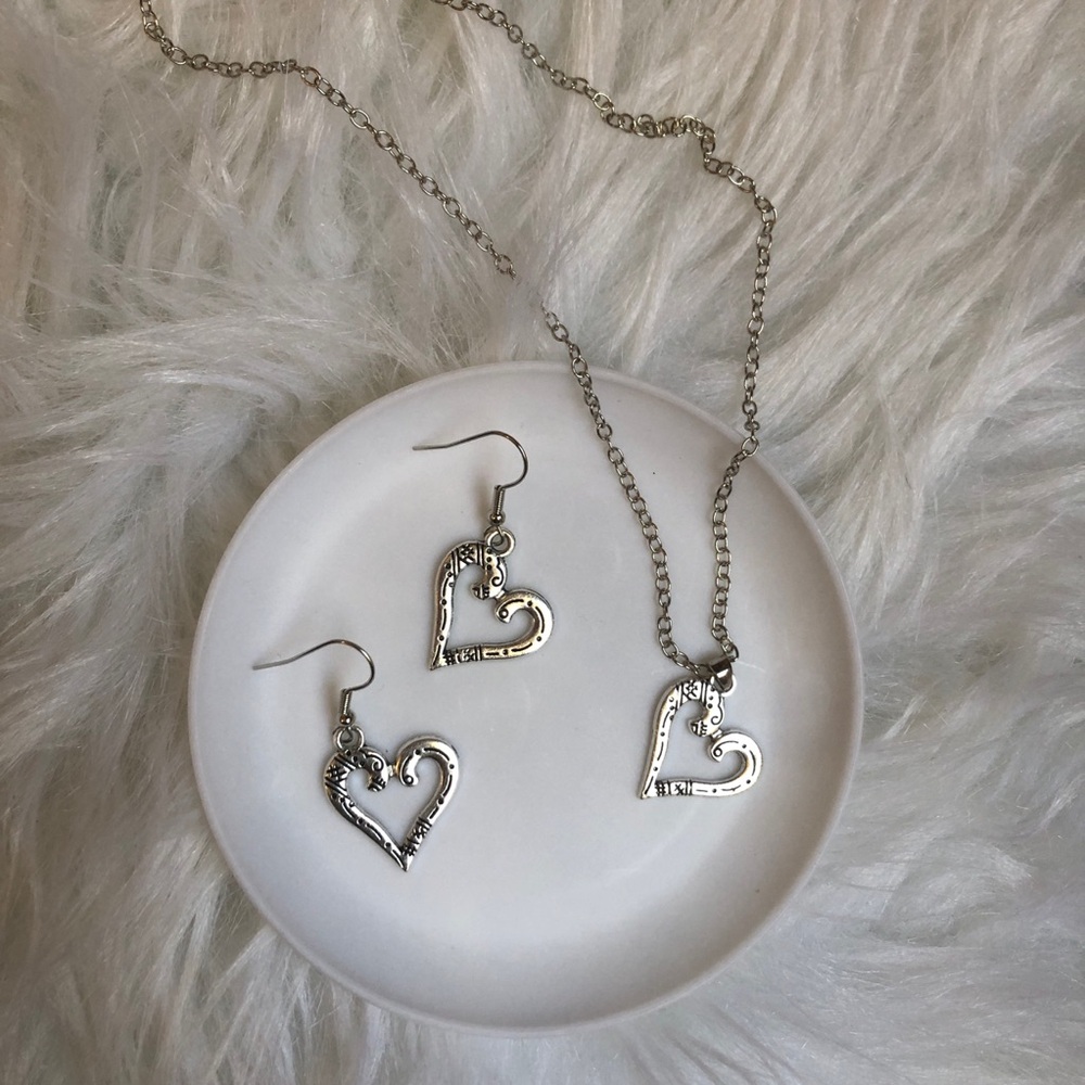Cute faux silver heart charm necklace & dangle earrings